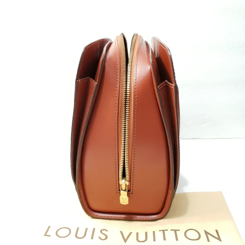 ❤️ Authentic* LV Cognac Satchel Great Condition!! EPI LEATHER. Christmas SALE!!